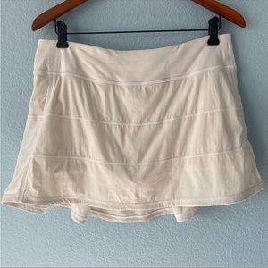 Lulu Pace Rival Skirt Sz 10 Tall Cream/Off-white EUC. Perfect fall color palette